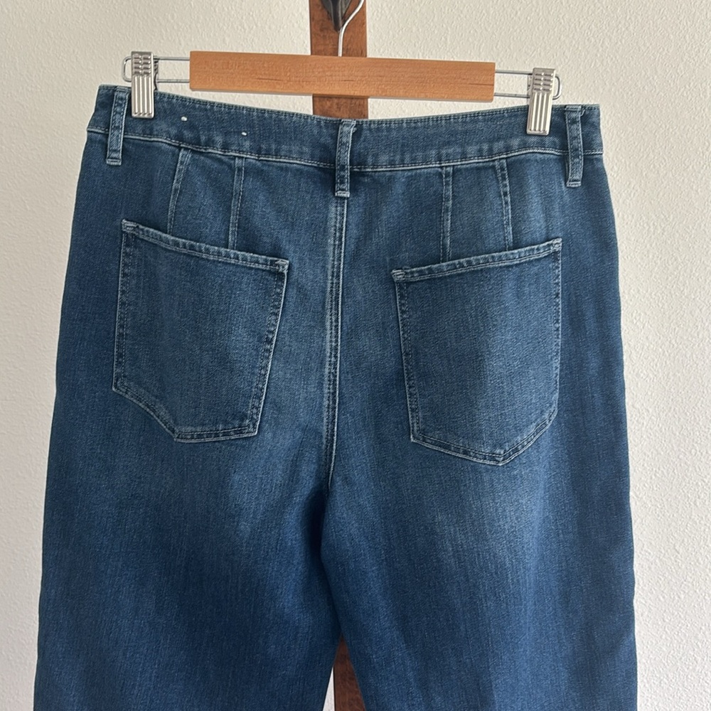Chico's Cropped Wide Leg Jeans - Picture 7 of 9